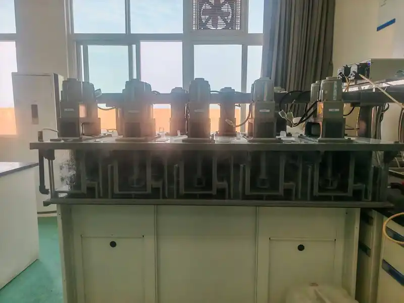 Lab-scale Mixer-settler vs. Bench-Top Separatory Funnels?